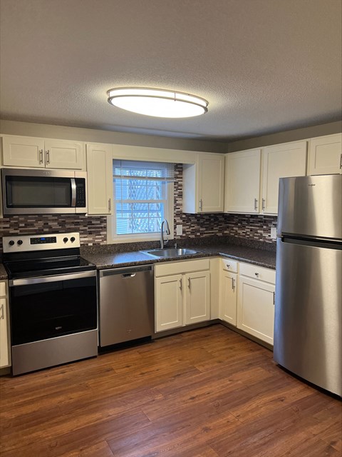 Kitchen area at Summit Terrace at Woodland Apartments, Cape Elizabeth, ME, 04107